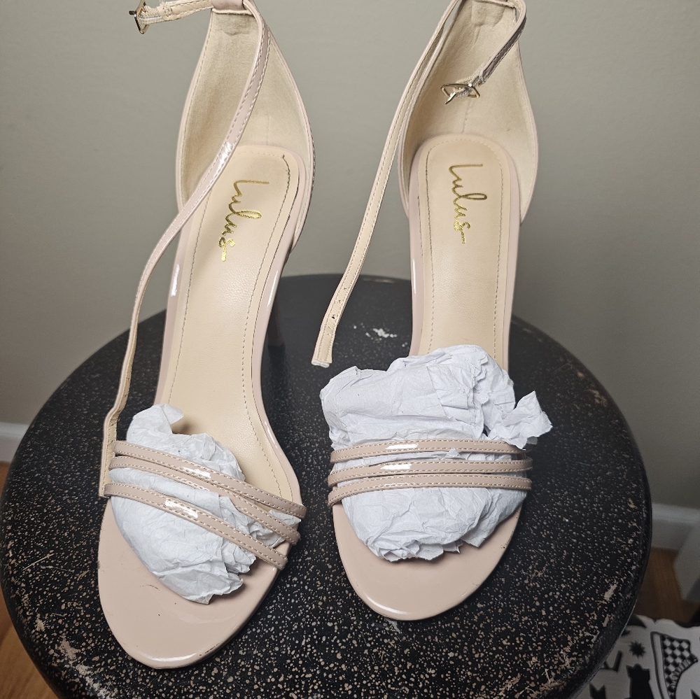 Sandal